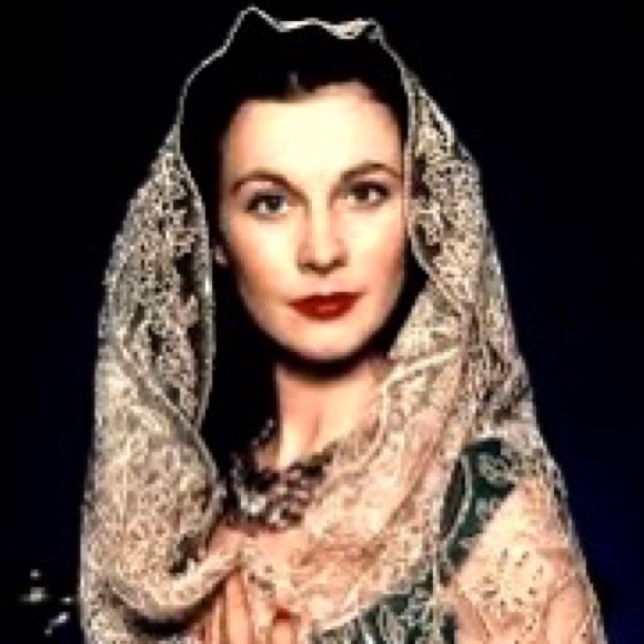 Meet your Posher, Lupe - Picture 1 of 3